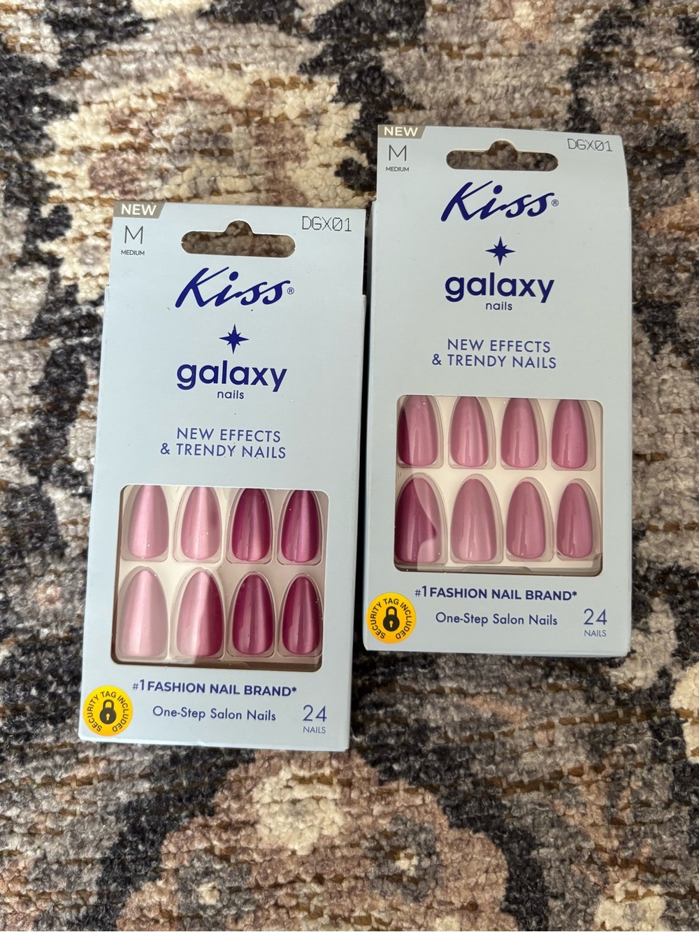 Bundle of two Kiss + Galaxy glue on Nails